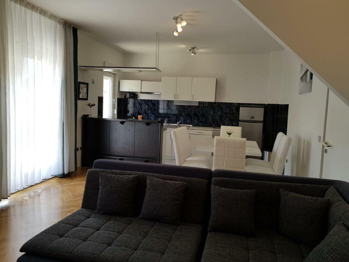 Apartment Mate Каштела Экстерьер фото