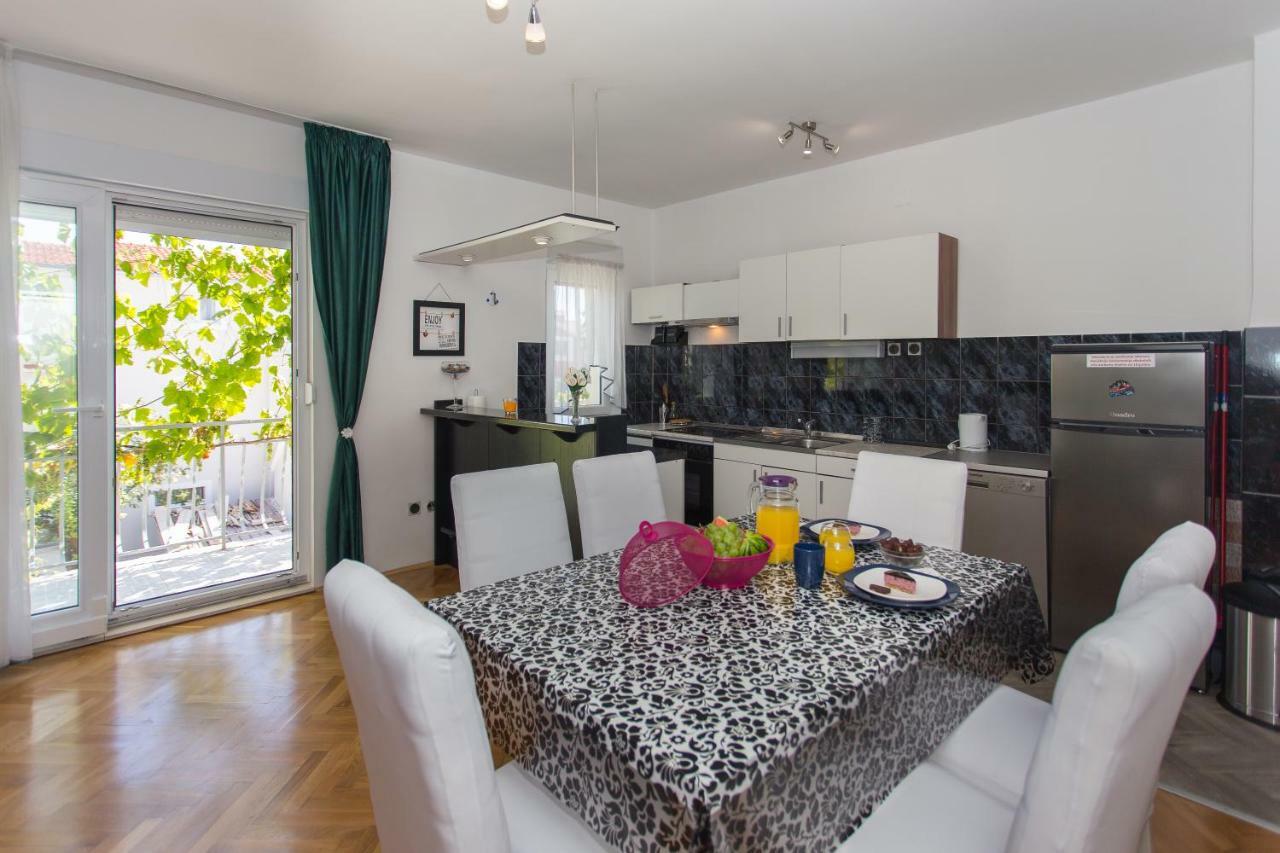 Apartment Mate Каштела Экстерьер фото