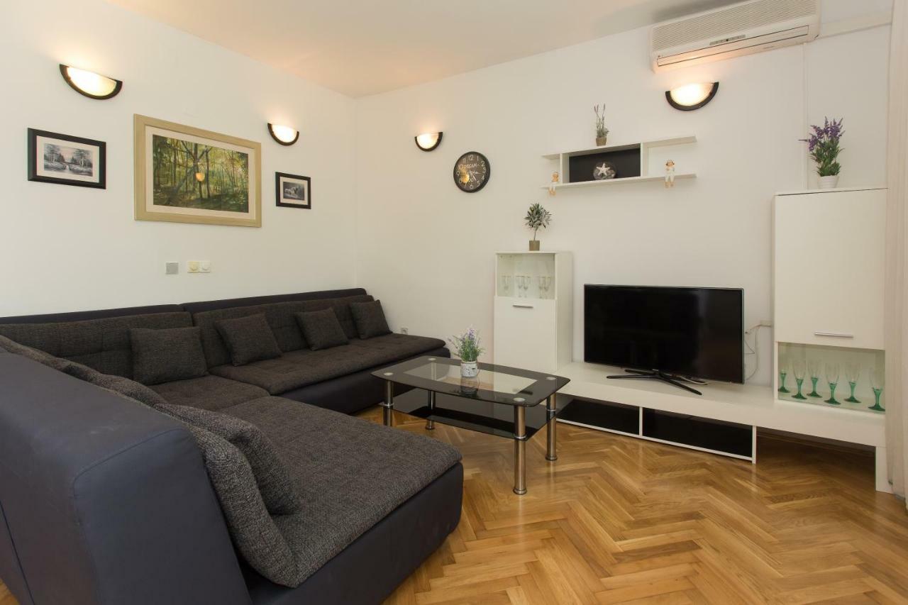 Apartment Mate Каштела Экстерьер фото